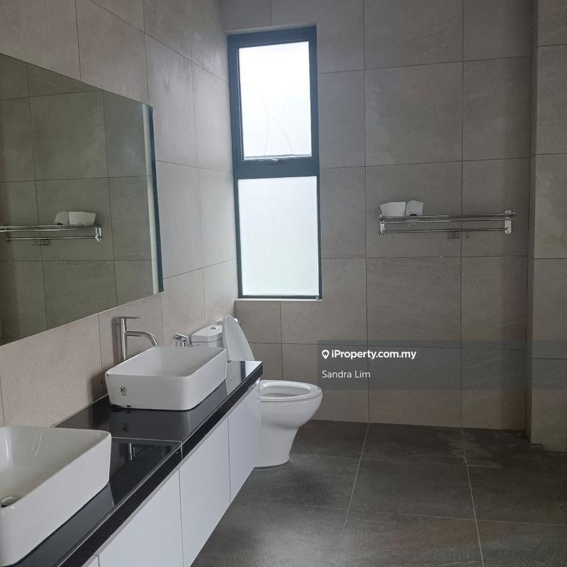 Bungalow House for Sale in Subang Heights, Subang Jaya by Sandra Lim - iProperty.com.my