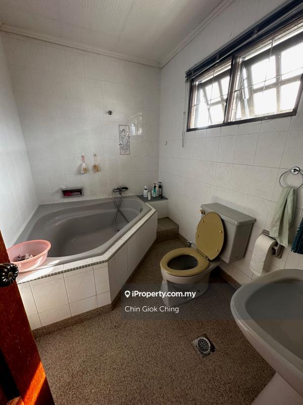 Bungalow House for Sale in Taman Khidmat, Kota Kinabalu by Chin Giok Ching - iProperty.com.my