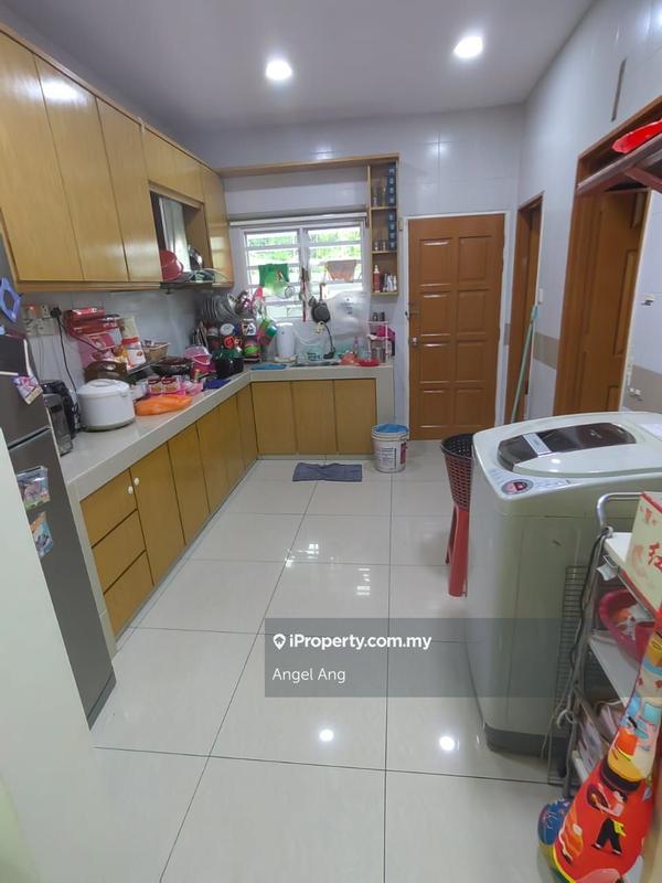 Rumah Berangkai 2 Tingkat untuk Dijual di Taman Sri Putra Mas, Sungai Buloh oleh Angel Ang - iProperty.com.my