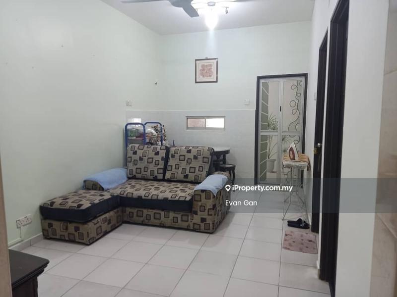 Rumah Teres 1-Tingkat untuk Dijual di Ujong Pasir, Melaka oleh Evan Gan - Living Room - iProperty.com.my