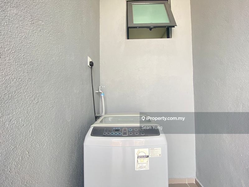 For Sale - Fortune Centra