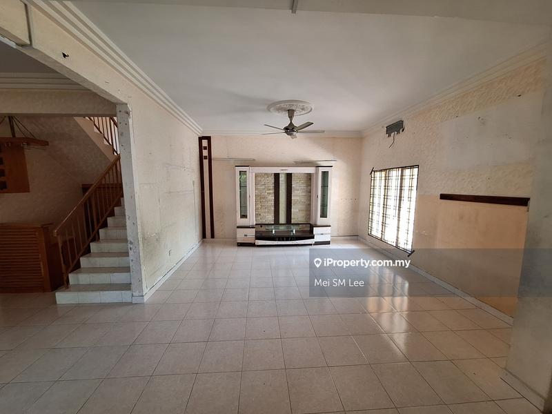 Taman Bukit Permai, Bandar Sg Long Living Room