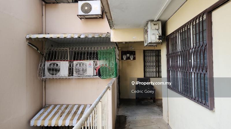 For Sale - Seksyen 2 Wangsa Maju Flat