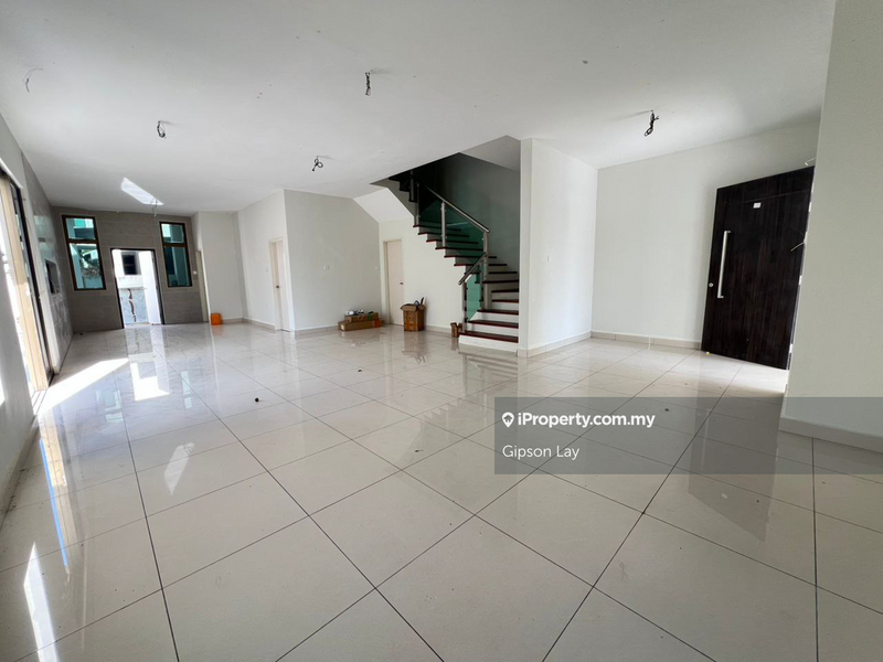 Terraced House for Sale in Taman Tasik Indah, Kluang by Gipson Lay - iProperty.com.my