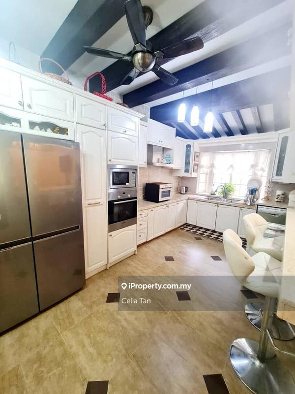 Rumah Berangkai 2 Tingkat untuk Dijual di Usj 11, Subang Jaya oleh Celia Tan - iProperty.com.my