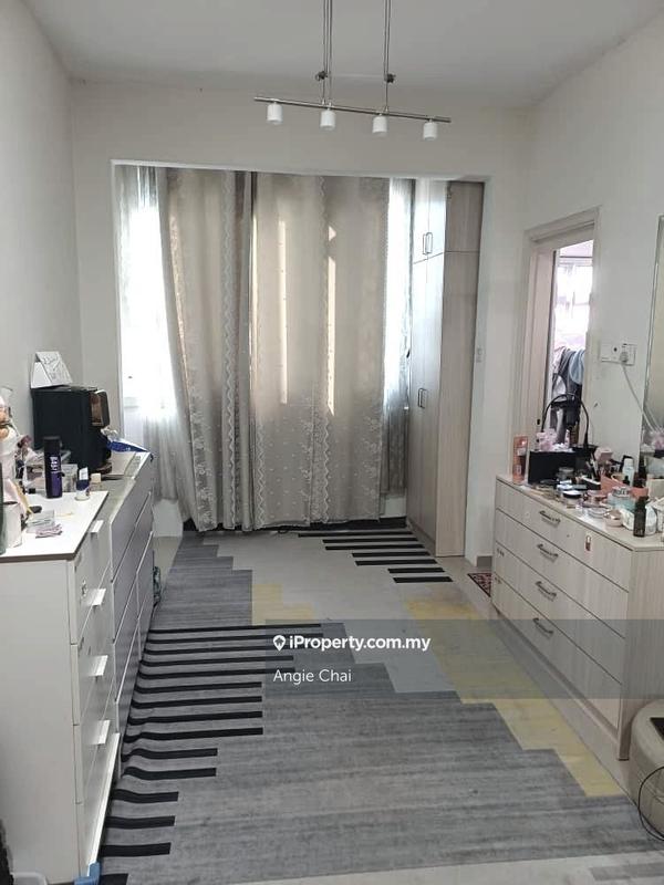 Townhouse for Sale in Sunway Damansara, Kota Damansara by Angie Chai - iProperty.com.my