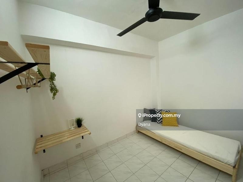 Service Residence for Sale in Brunsfield Riverview by Dyana - iProperty.com.my