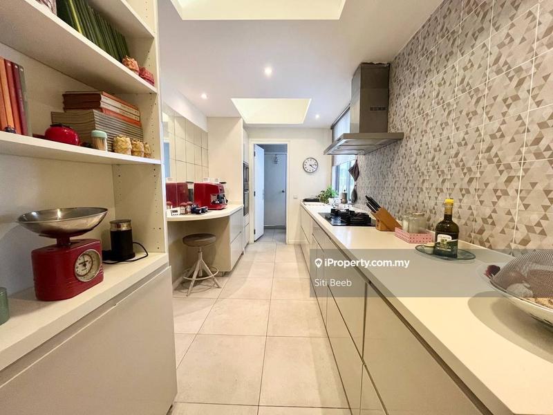 Condominium for Sale in 2 Hampshire by Siti Beeb - iProperty.com.my