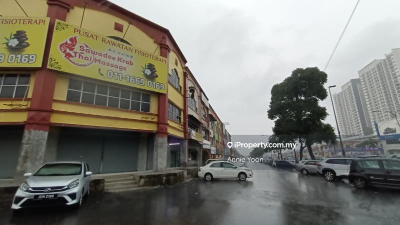 Shop for Sale in Taman Bukit Serdang, Seri Kembangan by Annie Yoon - iProperty.com.my