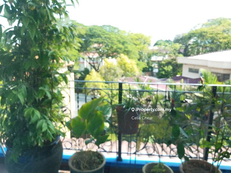 Semi-Detached House for Sale in Seksyen 13, Shah Alam by Celia Chew - iProperty.com.my