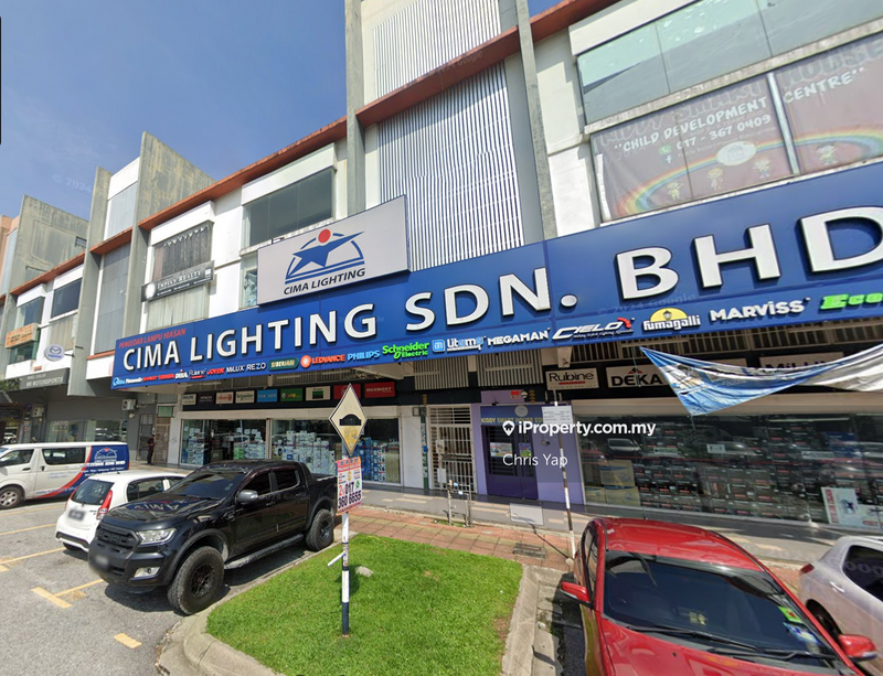 For Sale - Fully Tenanted ROI 4.4% FREEHOLD KIPARK SRI UTARA BUSINESS PARK 3.5sty Shop 24x100 Face Mainroad
