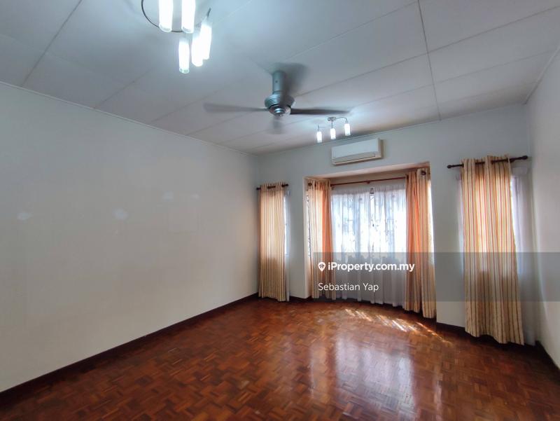 Rumah Berangkai 2 Tingkat untuk Dijual di Taman Kelana Idaman, Ara Damansara oleh Sebastian Yap - iProperty.com.my