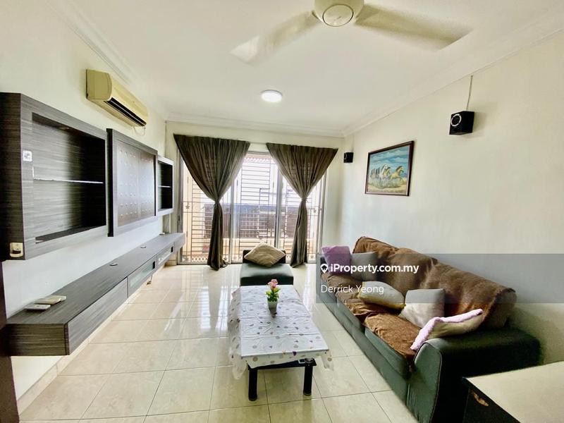 For Rent - Koi Tropika