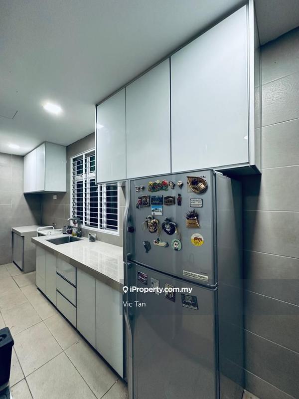 Rumah Teres 3-Tingkat untuk Dijual di Bukit Segar Jaya 2, Cheras oleh Vic Tan - iProperty.com.my