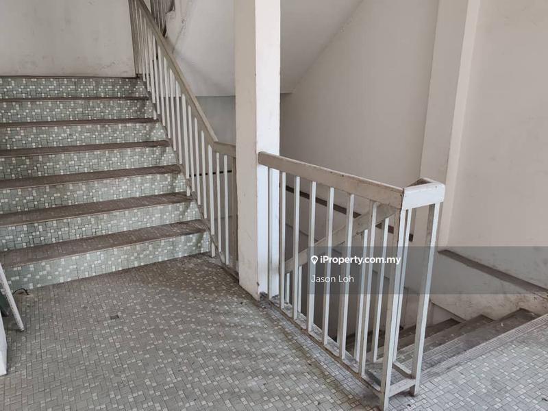 Shop for Sale in Taman Jubilee, Ipoh by Jason Loh - iProperty.com.my