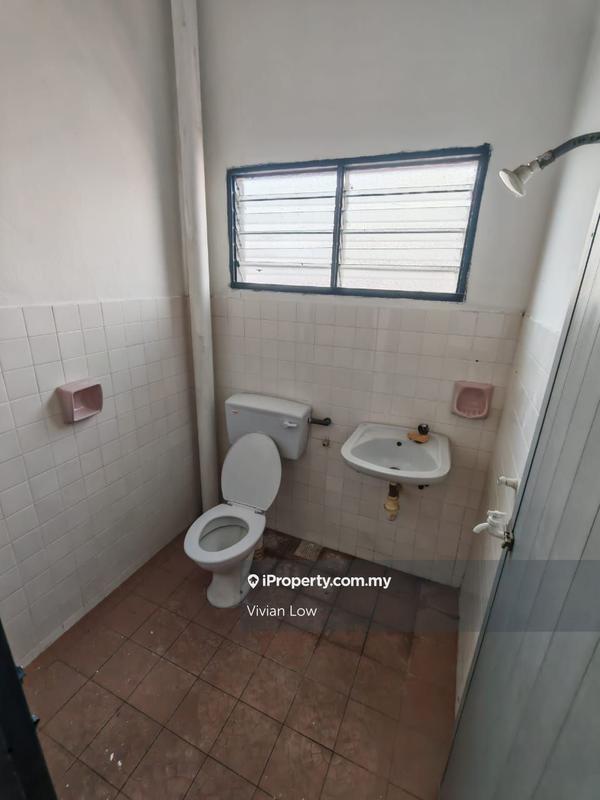 2-storey Terraced House for Sale in Taman Aman, Banting by Vivian Low - iProperty.com.my