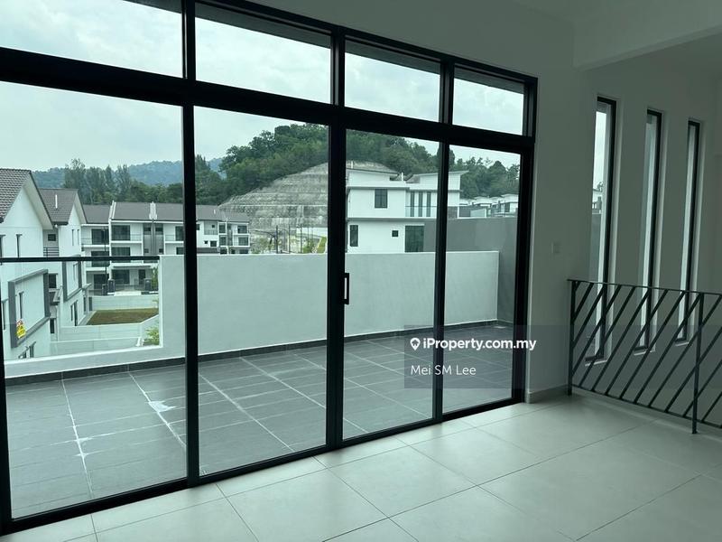 Rumah Berkembar untuk Dijual di Residensi Bukit Orkid (Orchid Hill), Cheras oleh Mei SM Lee - Residensi Bukit Orkid (Orchid Hill) Living Room - iProperty.com.my