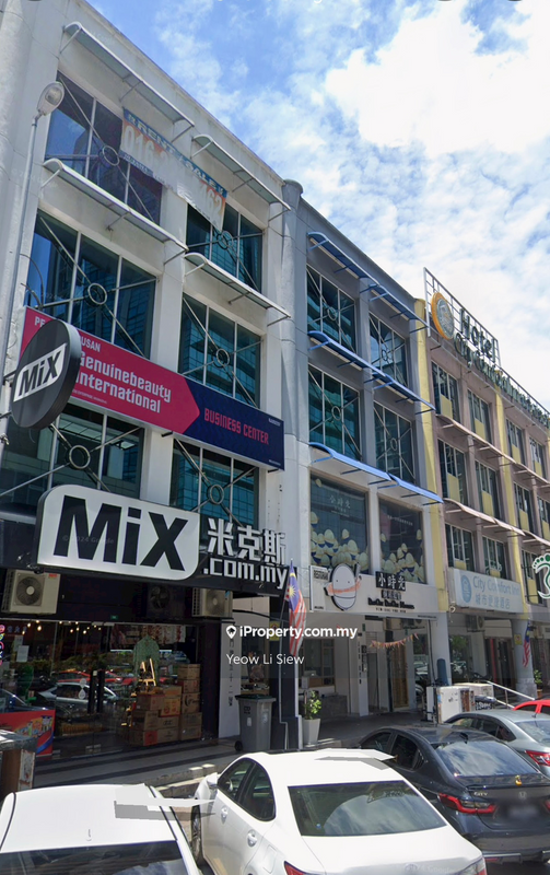 For Rent - Bandar Puteri Puchong 2nd Floor With LIFT