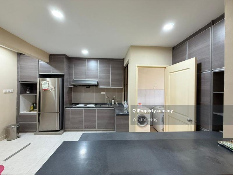 Condominium untuk Dijual di Casa Tropicana oleh William Heng - iProperty.com.my