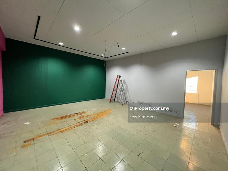 For Sale - Medan Putra Business Centre, Bandar Menjalara