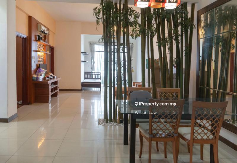 Living Hall and Dining Space