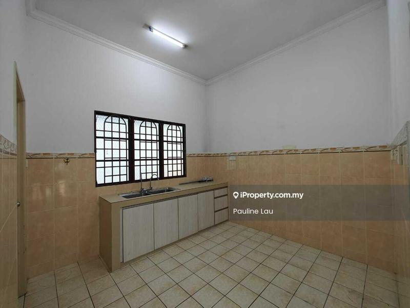 2-storey Terraced House for Sale in Ara Damansara, Petaling Jaya by Pauline Lau - Kitchen - iProperty.com.my