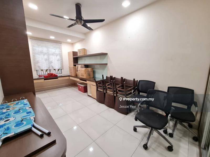 2.5-storey Terraced House for Rent in Levenue, Desa Parkcity by Jessie Kee - iProperty.com.my