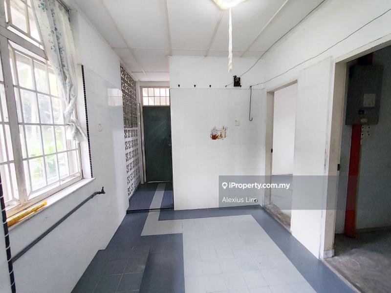 Bungalow House for Sale in Taman Bukit Tiram, Ulu Tiram by Alexius Lim - iProperty.com.my