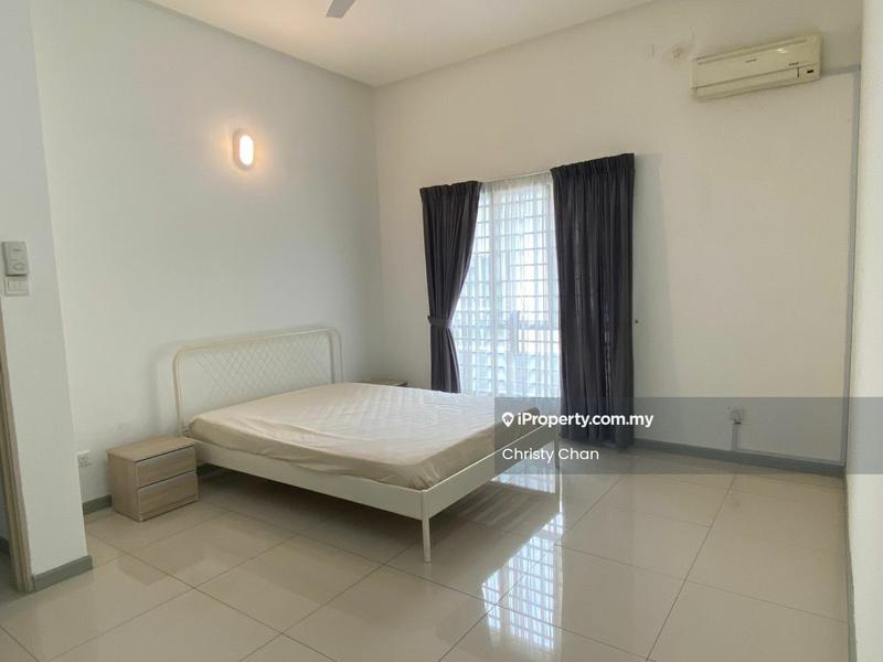 Semi-Detached House for Rent in Taman Equine, Seri Kembangan by Christy Chan - Bedroom - iProperty.com.my