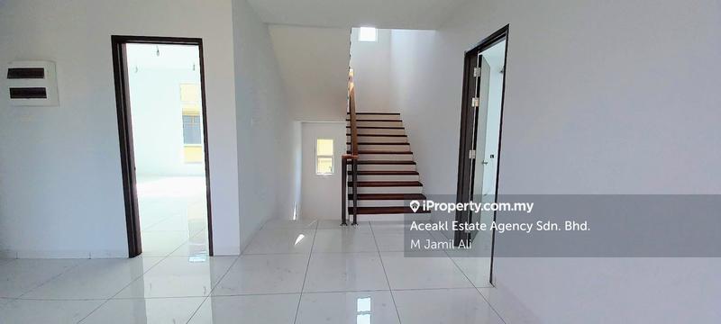 Bungalow House untuk Dijual di Batu Pahat, Batu Pahat oleh M Jamil Ali - iProperty.com.my