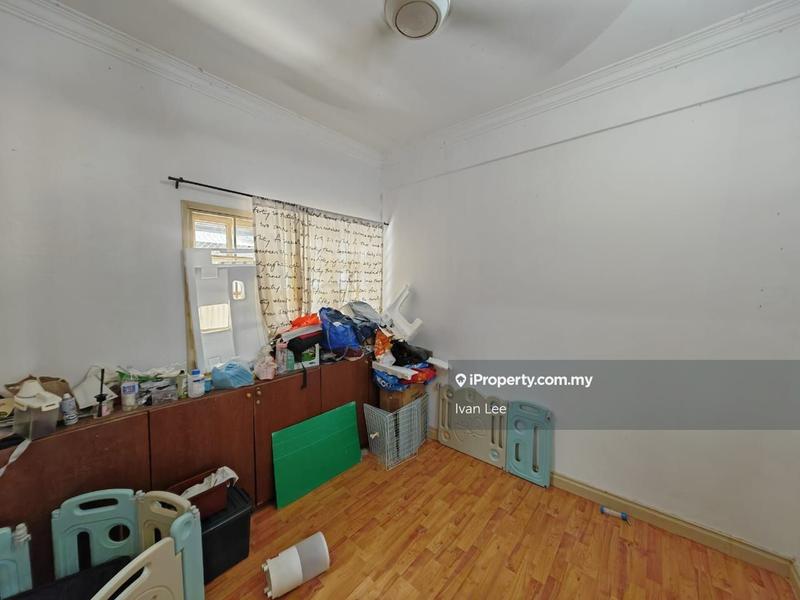 Rumah Berkembar untuk Dijual di Seksyen 19, Petaling Jaya oleh Ivan Lee - iProperty.com.my