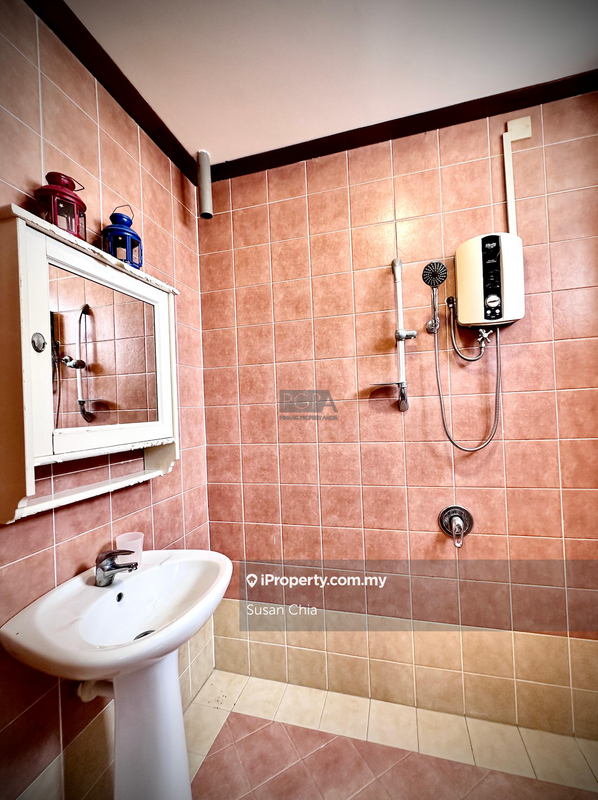 Bungalow House for Sale in Batu Ferringhi, Penang by Susan Chia - iProperty.com.my