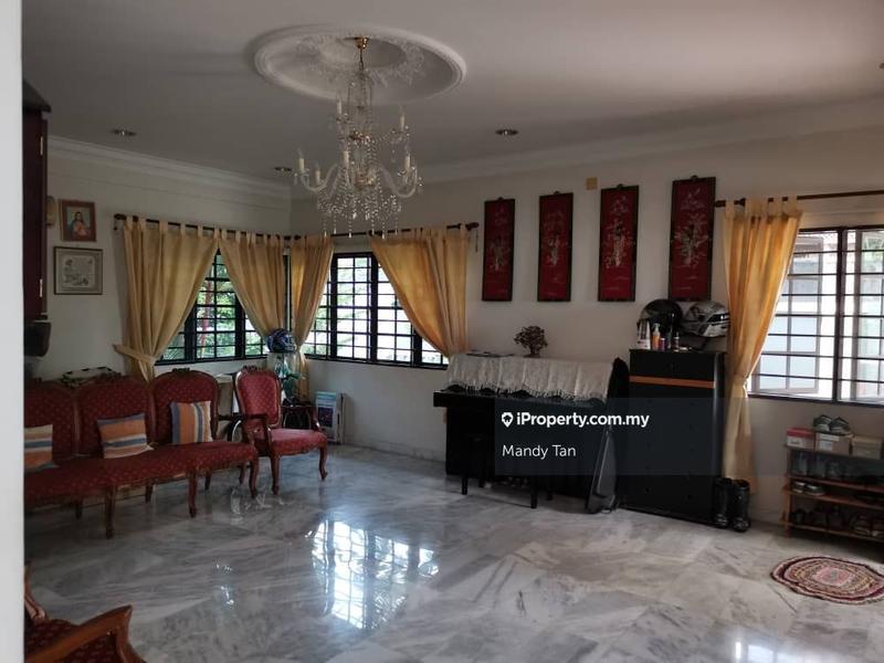 Bungalow House for Sale in Seksyen 17, Petaling Jaya by Mandy Tan - iProperty.com.my