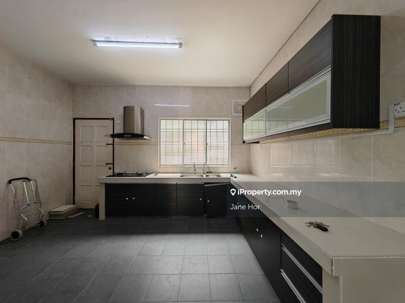 Rumah Teres 2-Tingkat untuk Dijual di Taman Lestari Putra, Seri Kembangan oleh Jane Hor - iProperty.com.my