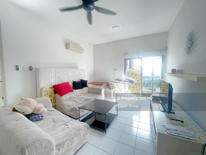 For Sale - Plaza Menjalara