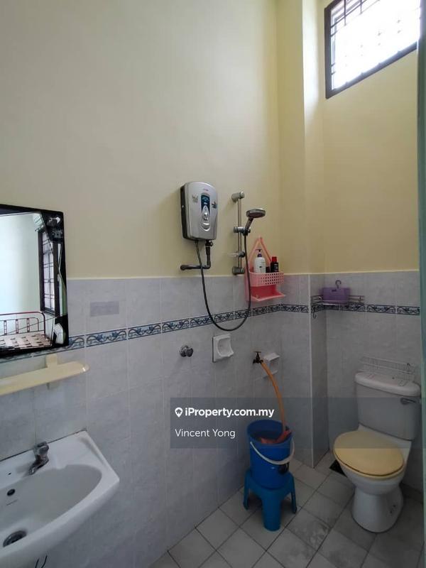 Rumah Berangkai 2 Tingkat untuk Dijual di Setia Indah, Mount Austin, Tebrau oleh Vincent Yong - iProperty.com.my