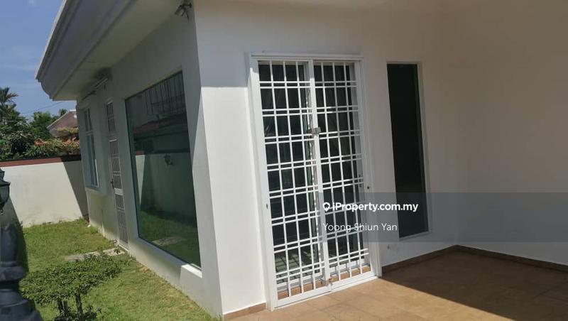 Rumah Berkembar untuk Dijual di Ujong Pasir, Melaka City oleh Yoong Shiun Yan - iProperty.com.my
