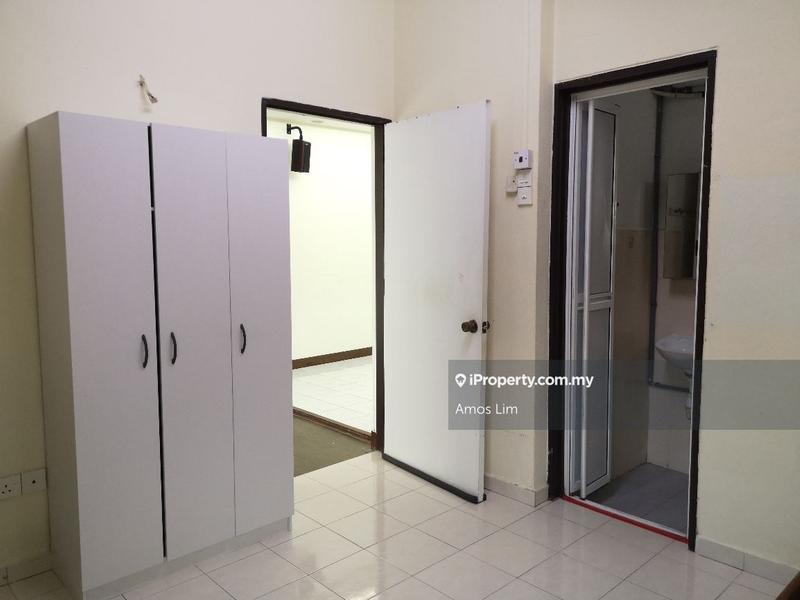 Apartment for Sale in Pangsapuri Sri Abadi by Amos Lim - iProperty.com.my