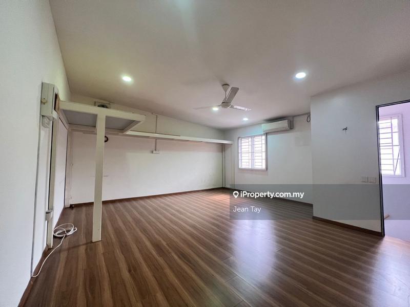 Rumah Berangkai 1.5 Tingkat untuk Dijual di Taman Saujana Indah, Bukit Katil oleh Jean Tay - iProperty.com.my