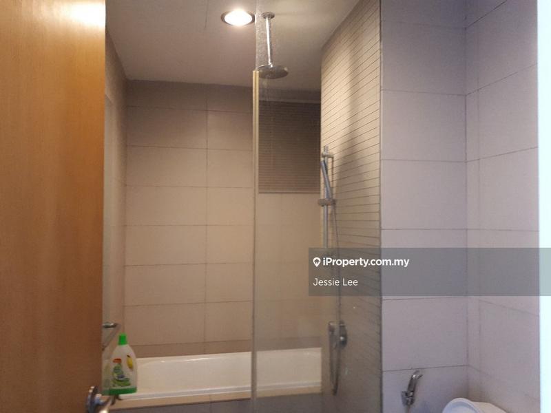 Kediaman Servis untuk Dijual di Setia SKY Residences oleh Jessie Lee - iProperty.com.my