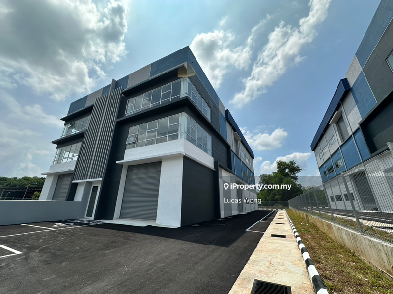 Semi-D Factory for Sale in Bukit Angkat, Cheras, Kajang, Balakong by Lucas Wong - iProperty.com.my