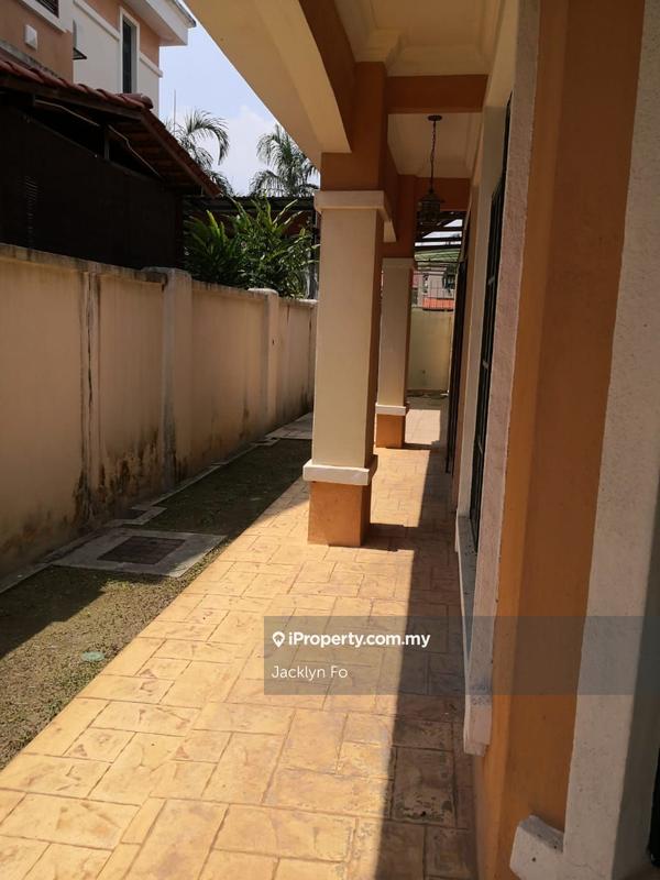 Semi-Detached House for Sale in Bandar Baru Salak Tinggi, Sepang by Jacklyn Fo - iProperty.com.my