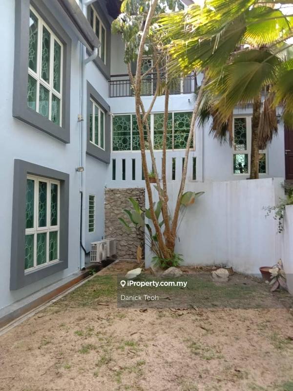 Banglo untuk Dijual di Ferringhi Villa, Batu Feringghi oleh Danick Teoh - iProperty.com.my