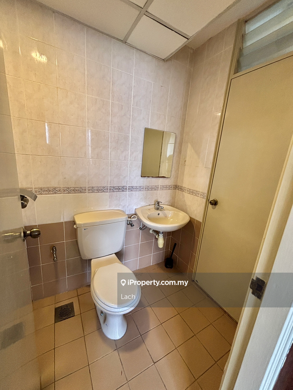 Kondominium untuk Dijual di Kiaramas Sutera oleh Lach - iProperty.com.my