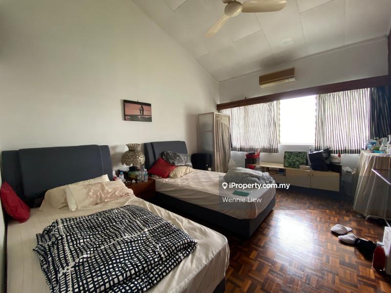 Bungalow House for Sale in Bukit Gasing, Petaling Jaya by Wennie Liew - iProperty.com.my