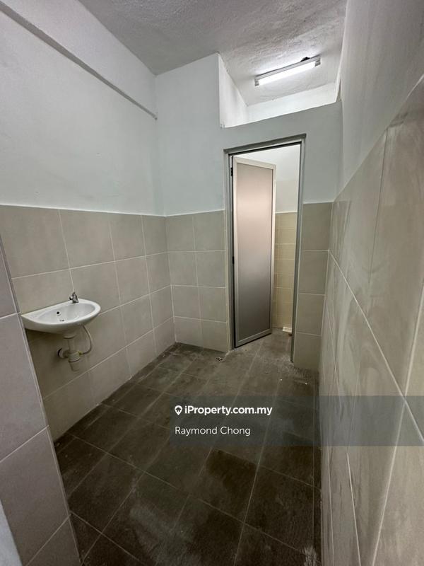 Terrace Factory for Sale in Tpp 5, Tpp 6, Puchong by Raymond Chong - iProperty.com.my