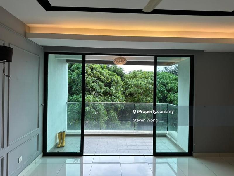 For Sale - Papillon Desahill Condominium