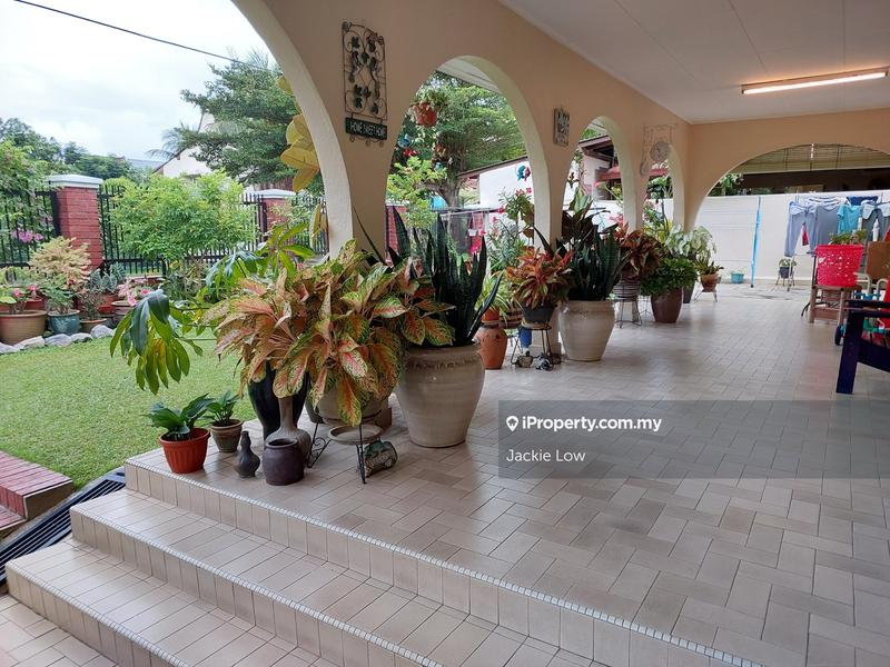 Semi-Detached House for Sale in SS14, Subang Jaya by Jackie Low - iProperty.com.my