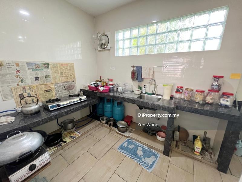 1-storey Terraced House for Sale in Seksyen 8, Petaling Jaya by Ken Wong - iProperty.com.my
