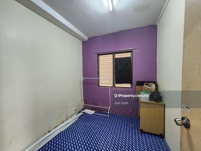 Pangsapuri untuk Dijual di Pangsapuri Segar Perdana oleh Jun Goh - iProperty.com.my